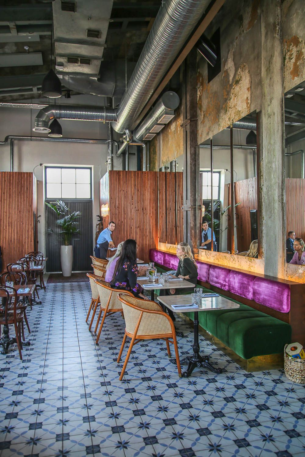 Restoran Lore Bistro Tallinn. Lisää kuvia ja ravintola-arvio: https://walleni.us/
