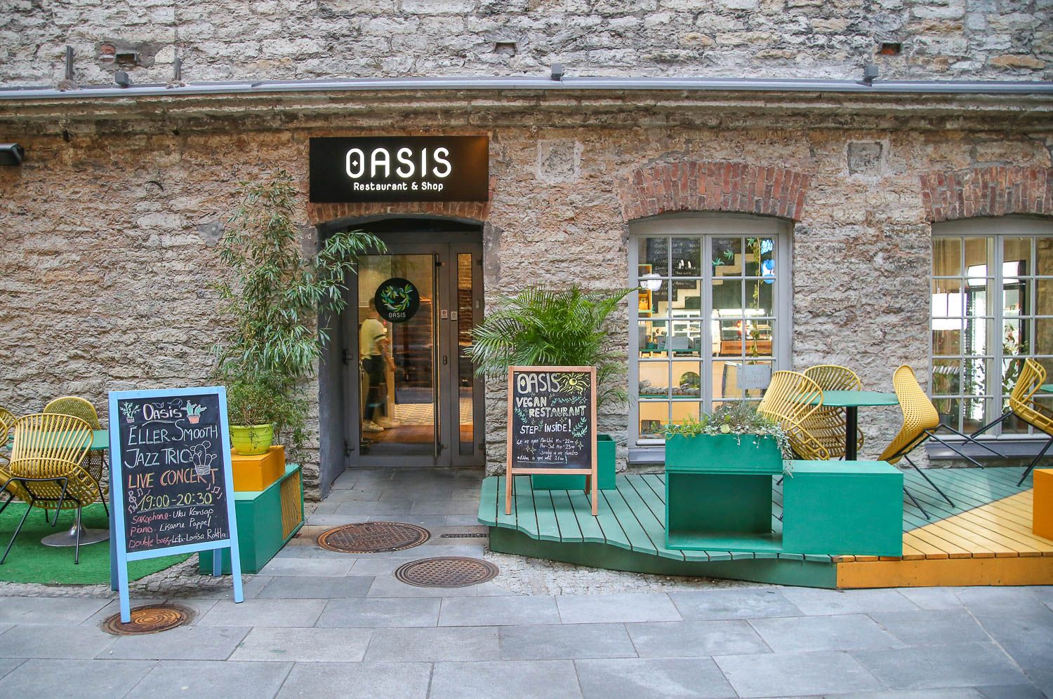 Restoran Oasis Tallinn. Lisää kuvia ja ravintola-arvio: https://walleni.us/